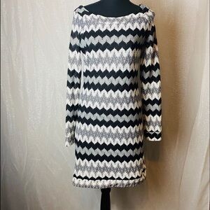 Karlie black, white and gray dress~M